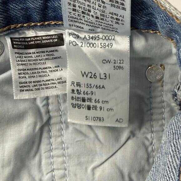 Levi's Baggy Bootcut Women's Jeans Flea Market Find Light Wash - Picture 6 of 10